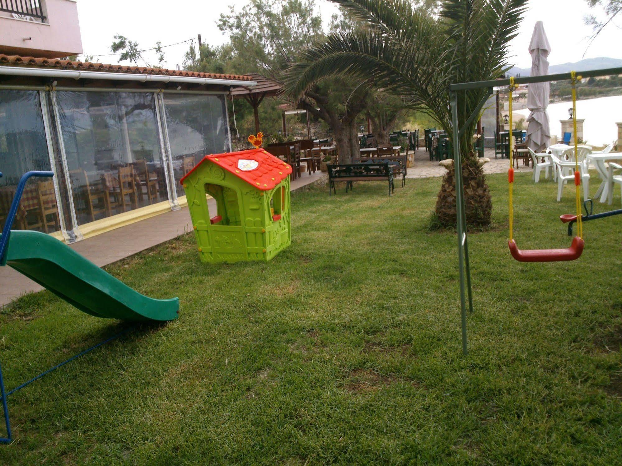 Kavos Psarou Studios & Apartments Eksteriør bilde