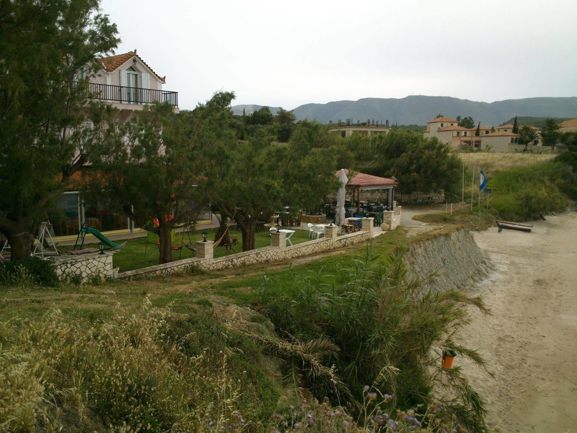 Kavos Psarou Studios & Apartments Eksteriør bilde